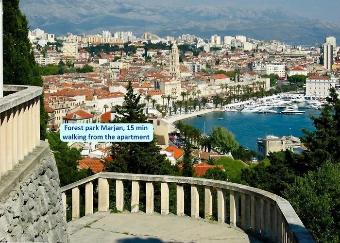 Comfortable And Fully Furbished In Center *