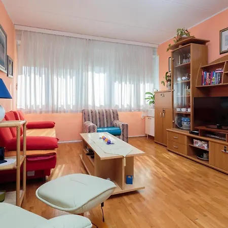 Appartement Comfortable And Fully Furbished In Center Split