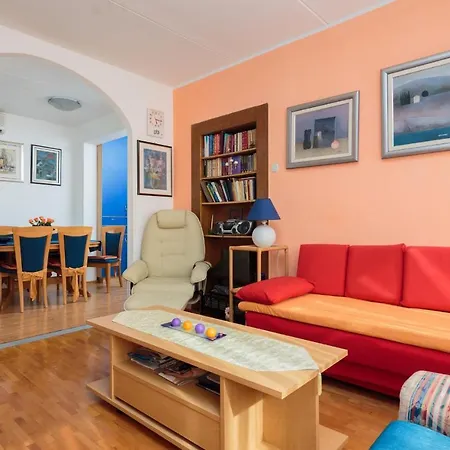 Appartement Comfortable And Fully Furbished In Center *