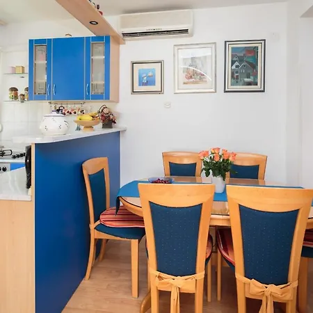 Appartement Comfortable And Fully Furbished In Center *