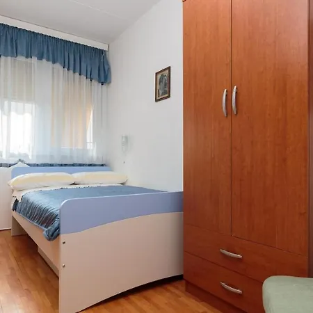 Comfortable And Fully Furbished In Center Сплит